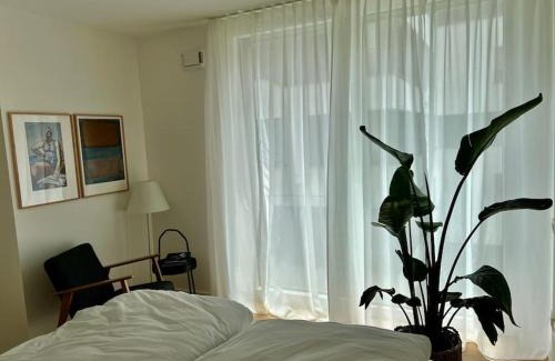 Heilbronn Appartement | Schickes 2-Zi-Apartment am Neckarufer BUGA-Park mit TG-Stellplatz