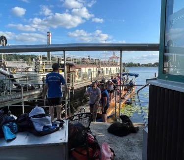 Berliner Vorstadt Location De Bateaux | Schiffspension Luise