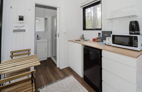 Ashby Heights Maison | Schlaraffenland 1 by Tiny Away