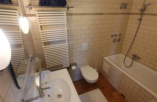 Lelkendorf Appartement | Schloss Lelkendorf - Fewo Parkblick