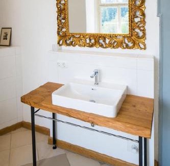 Wenzenbach Appartement | Schloss Schönberg