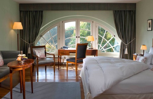 Hohen Demzin Hôtel | Schlosshotel Burg Schlitz