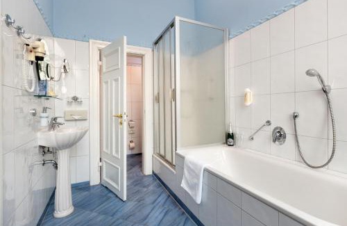 Ralswiek Hôtel | Schlosshotel Ralswiek