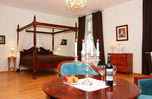 Bobitz Maison | Schlossurlaub nahe Ostsee und Tressower See