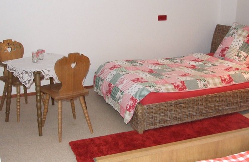 Schonau Appartement | Schönau: appartement de vacances dans la forêt du Palatinat - un voyage dans le royaume du faucon pèlerin
