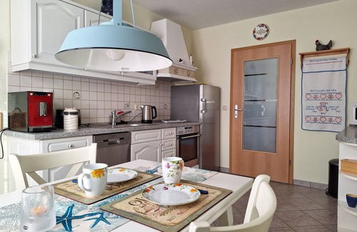 Neu Poserin Appartement | "Schwalbennest" modern, air-conditioned vacation apartment, close to Plau am See.