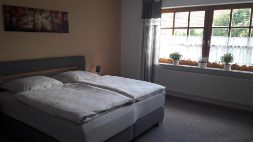 Korbach Appartement | Schwalli`s Fewo