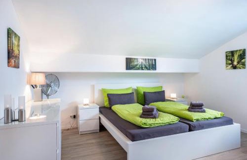Schoenwald Appartement | Schwarzwaldblick D App 10 mit Pool