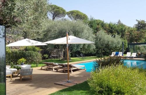 Ragalna Maison | Scialaj Villa di lusso sull'Etna con piscina e vista mare