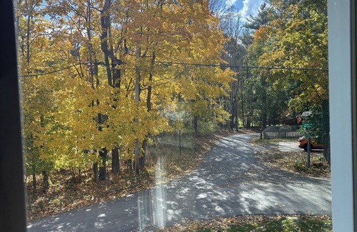 Maryland Maison | Score The perfect Summer Winter getaway: Lakeside retreat for your winning team