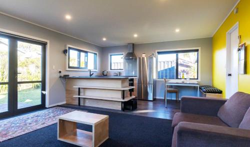 National Park Village Maison | Scott Base - National Park Holiday Home