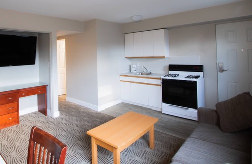 City Centre Hôtel | Scott's Inn and Suites