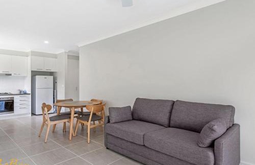 Anna Bay Appartement | Scott Street Couples Getaway