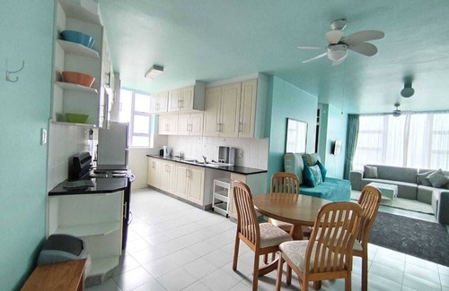 Saint Michael's on Sea Appartement | Scottburgh Views - Smile & Wave
