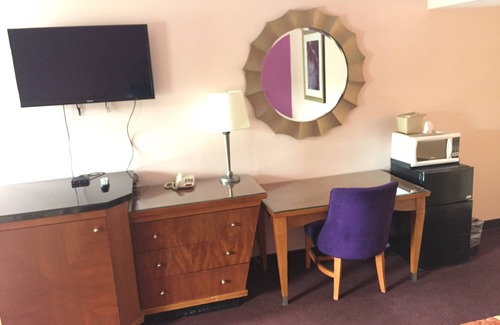 Newtonville Hôtel | Scottish Inns Albany