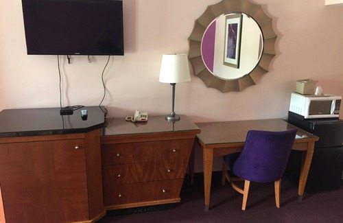 Newtonville Hôtel | Scottish Inns Albany