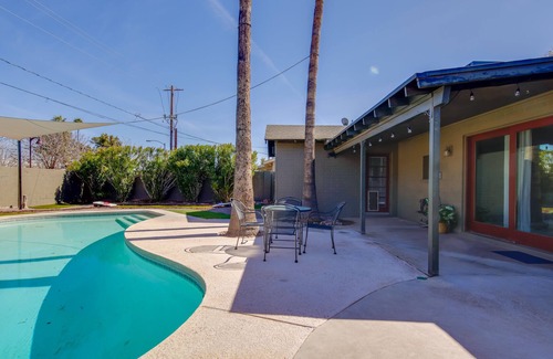 Pointe Scottsdale Maison | Scottsdale House w/ Pool, Patio & Fire Pit!
