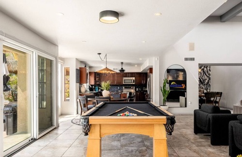 Central Scottsdale Villa | Villa with It ALL! SportsCourt+Putting Green+Heated Pool+Spa+Chef+Tiki Hut