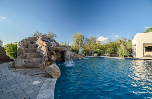 North Scottsdale Maison | Scottsdale Luxury Villa Pool, Hot Tub, & Games