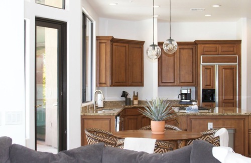 McDowell Acres Maison | Scottsdale Paradise- POOL, Spa, Pickleball/Basketball, Fire Pit & Great HIKING!
