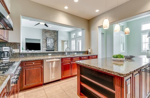 Carefree Rolling Hills Maison | Scottsdale Splendor: 4 BR w/Pool & Gym!nn