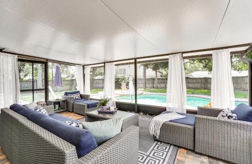 Orlando Maison | Screened Lanai and Fenced Yard Luxe Orlando Home