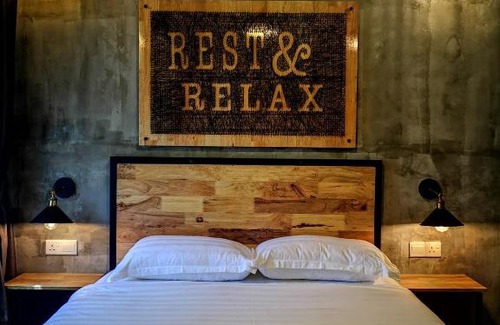 Klebang Kechil Maison | Screwpine Stay