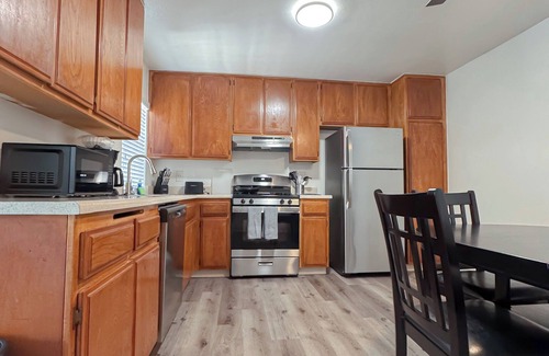 San Diego Appartement | Scripps Landing at Mira Mesa: Stylish 1-Bedroom Home in a Prime Location