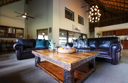 Kruger National Park Cabine | Senalala Safari Lodge