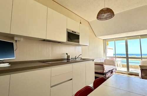 Senigallia Appartement | SE084 - Senigallia, new sea front apartment at the ''Pyramids''
