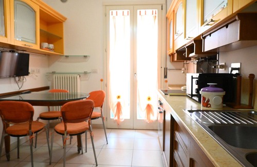 Marotta Appartement | SE134 – Marotta, two-room apartment with balcony and garage