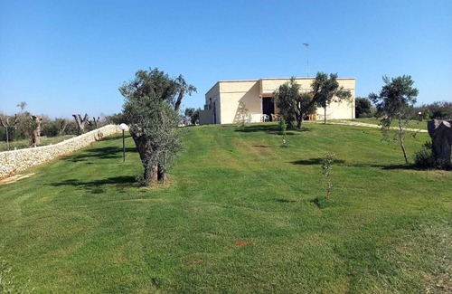 Torre Specchia Ruggeri Maison | sea and olive trees holiday home