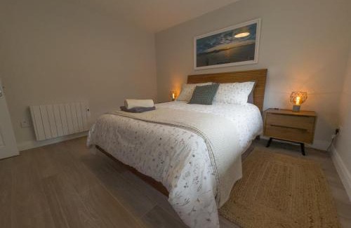 Drumacrin Appartement | Sea Breeze 2 Bedroom Luxury Apartment - Beach Views