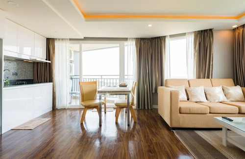 Tha Thaewawong Appartement | Appartement Sea Breeze @ Sriracha Chonburi