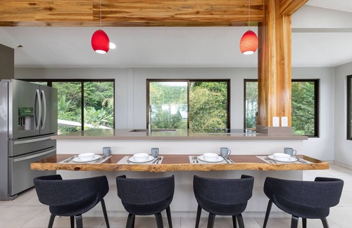 Savegre Maison | Sea Breeze II Luxury 9 BR Oceanview Estate entre Dominical et Manuel Antonio