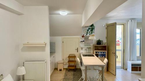 Porto Heli Maison | Sea Breeze - Light