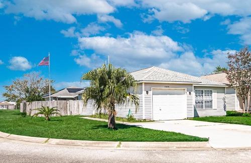 Navarre Maison | Sea Breeze Retreat
