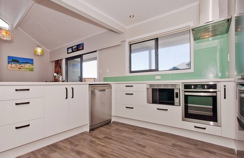 Whangamata Cottage | Sea Breeze - Maison de vacances Whangamata