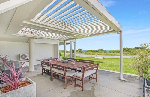 Caves Beach Maison | Sea Caves