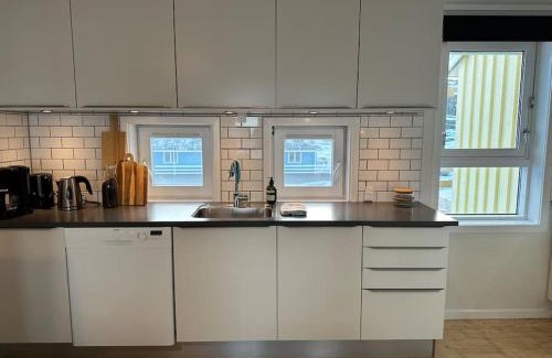 Ilulissat Maison | Sea & City view Guesthouse