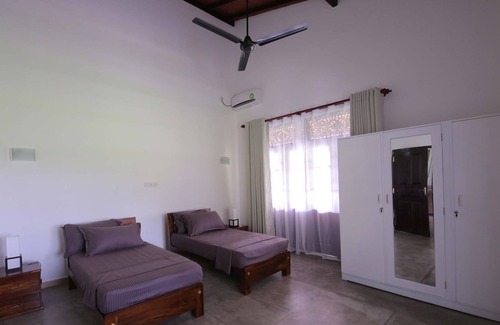 Ambalangoda Villa | Sea coast Villa in Hikkaduwa