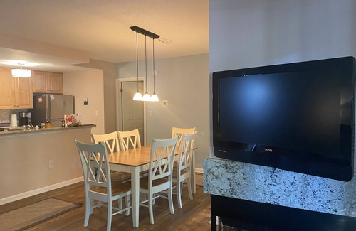 Bethany Beach Copropriété | Sea Colony 2 BR, Screened Porch, Steps to Pool, Pickleball, Tennis