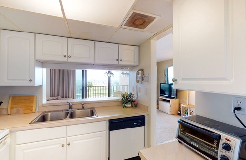 Bethany Beach Copropriété | Sea Colony 2nd floor condo w/ free WiFi, shared tennis court & sauna- ocean view