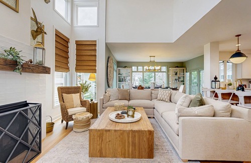 Bethany Beach Maison | Sea Colony Tennis house with gym, grill, & pool