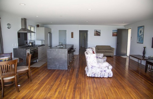 Pukehina Maison | Beach Gold - Maison familiale - Détente tranquille.