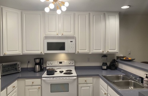 Rehoboth Beach Copropriété | Sea-duced by the Sea! 2 bed 2 bath condo minutes from everything!