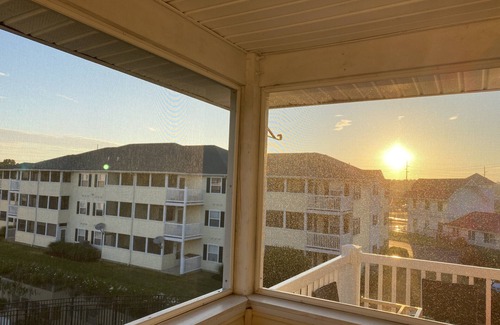Rehoboth Beach Copropriété | Sea-duced by the Sea! 2 bed 2 bath condo minutes from everything!