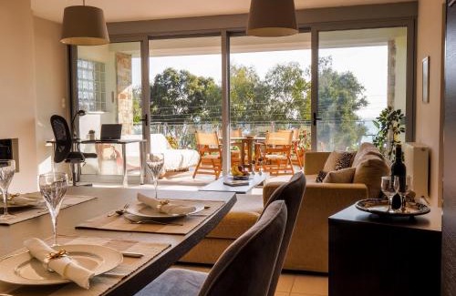 Nees Pagases Appartement | Sea end Sun
