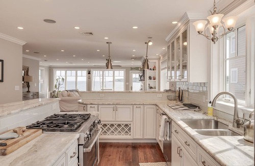Little Nahant Maison | Sea Forever - Oceanfront Home in Nahant! Luxury 3 Bed 3 Bath w/Stunning Views!