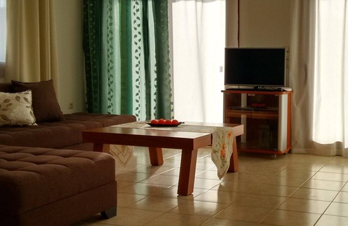Pefki Appartement | Appartement front de mer à la plage de Tholos et à la baie de Mirabello